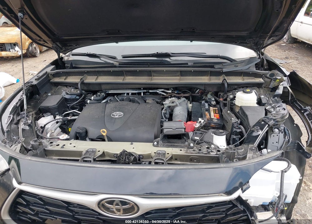 2022 TOYOTA HIGHLANDER LE VIN: 5TDZZRAH3NS558032