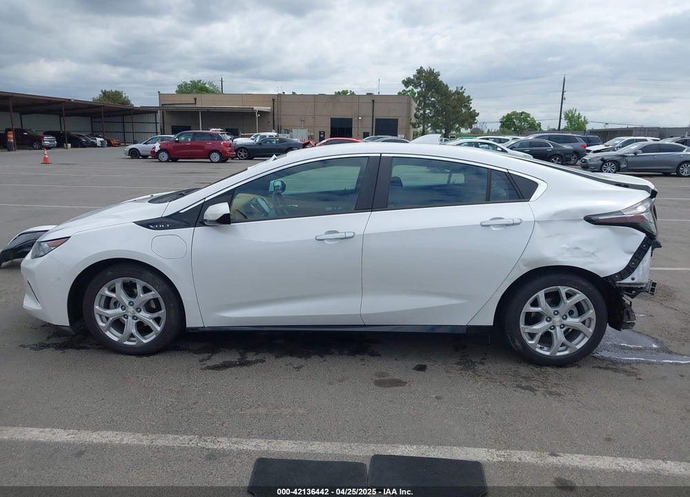 2017 CHEVROLET VOLT VIN: 1G1RD6S51HU217464