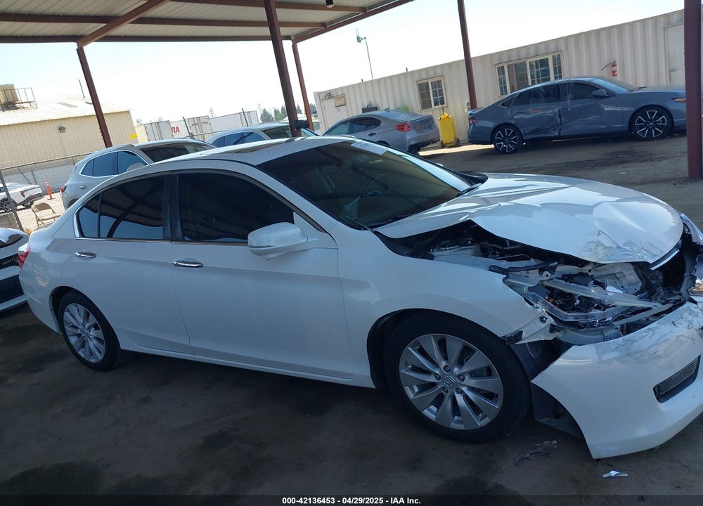 2014 HONDA ACCORD VIN: 1HGCR2F80EA272398