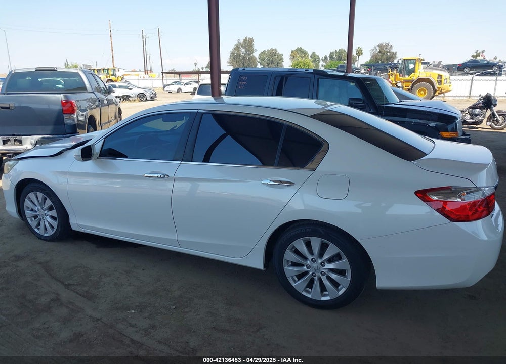 2014 HONDA ACCORD VIN: 1HGCR2F80EA272398