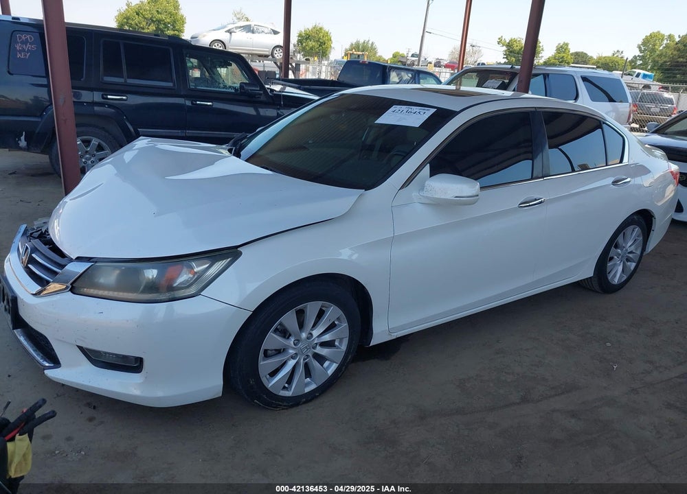 2014 HONDA ACCORD VIN: 1HGCR2F80EA272398