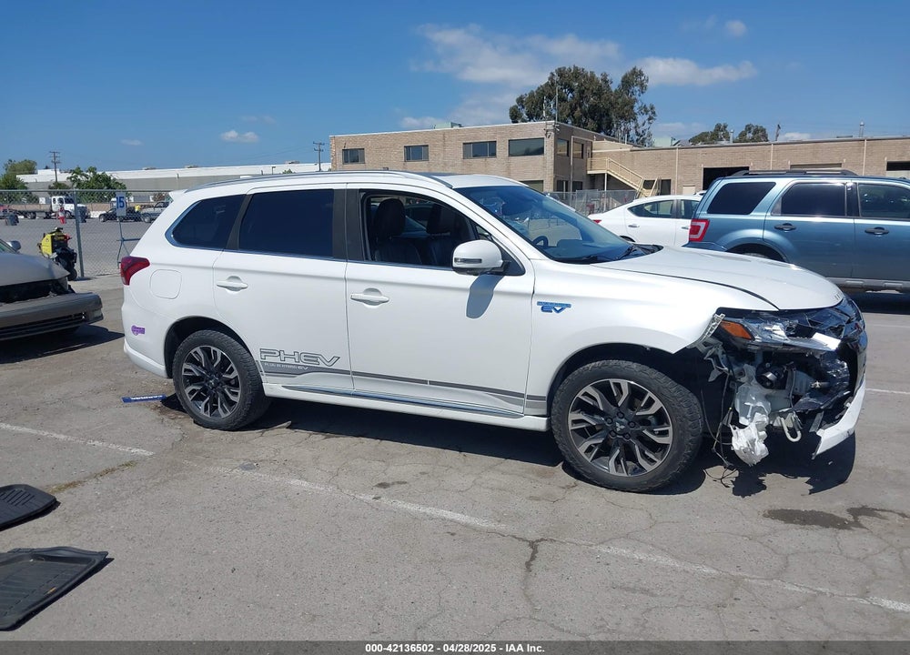 2018 MITSUBISHI OUTLANDER PHEV GT VIN: JA4J24A5XJZ065607