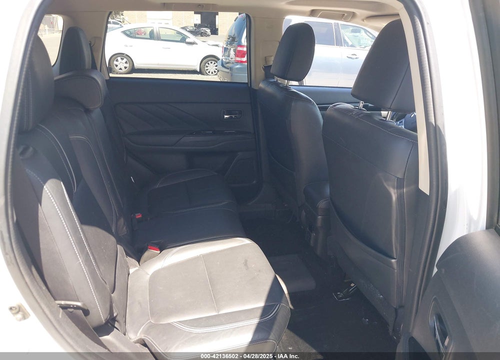 2018 MITSUBISHI OUTLANDER PHEV GT VIN: JA4J24A5XJZ065607
