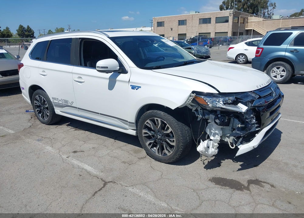 2018 MITSUBISHI OUTLANDER PHEV GT VIN: JA4J24A5XJZ065607