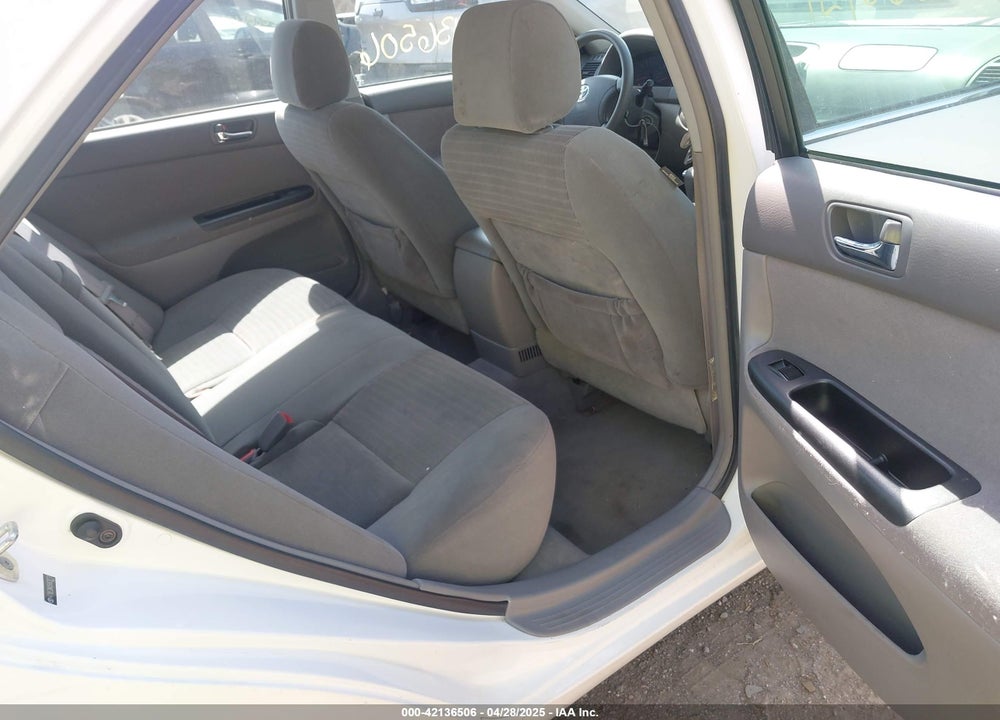 2005 TOYOTA CAMRY LE VIN: 4T1BE30K05U620713