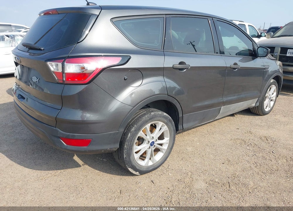 2018 FORD ESCAPE VIN: 1FMCU0F7XJUB11344