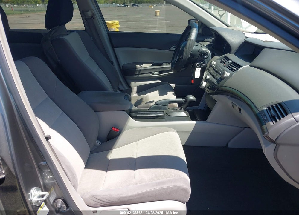 2009 HONDA ACCORD VIN: JHMCP26339C015382
