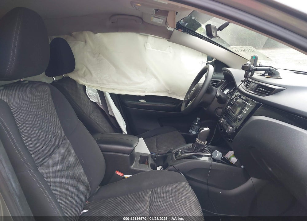 2017 NISSAN ROGUE SPORT VIN: JN1BJ1CP5HW016436