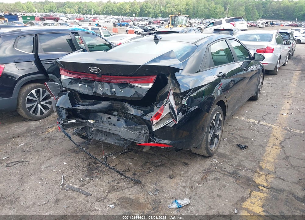 2023 HYUNDAI ELANTRA VIN: 5NPLS4AG3PH098111