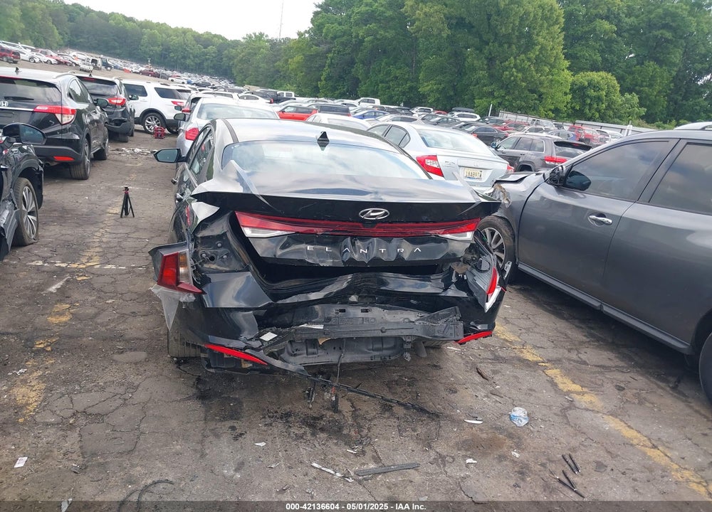 2023 HYUNDAI ELANTRA VIN: 5NPLS4AG3PH098111