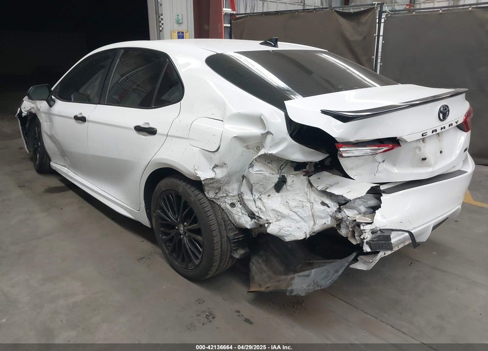 2019 TOYOTA CAMRY SE VIN: 4T1B11HK4KU262869