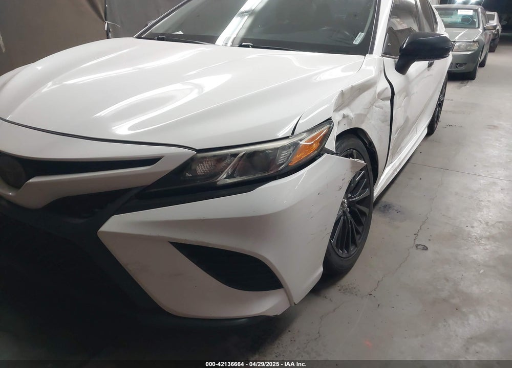 2019 TOYOTA CAMRY SE VIN: 4T1B11HK4KU262869
