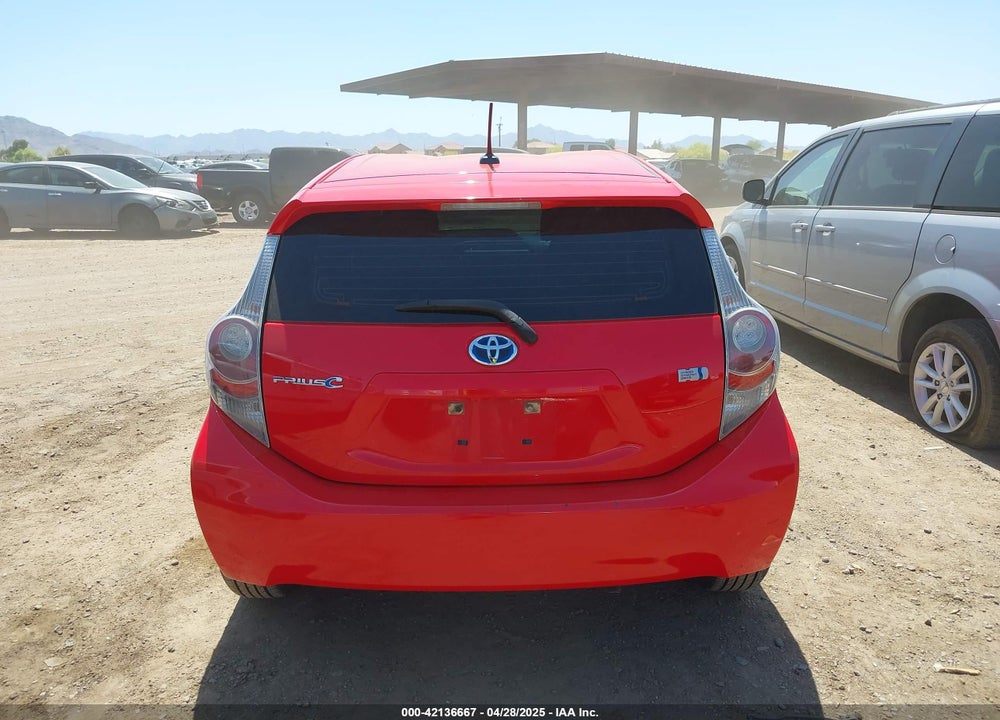 2013 TOYOTA PRIUS C VIN: JTDKDTB3XD1533205