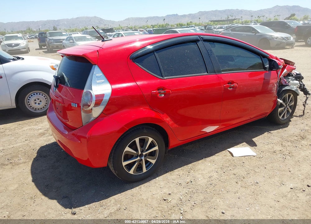 2013 TOYOTA PRIUS C VIN: JTDKDTB3XD1533205