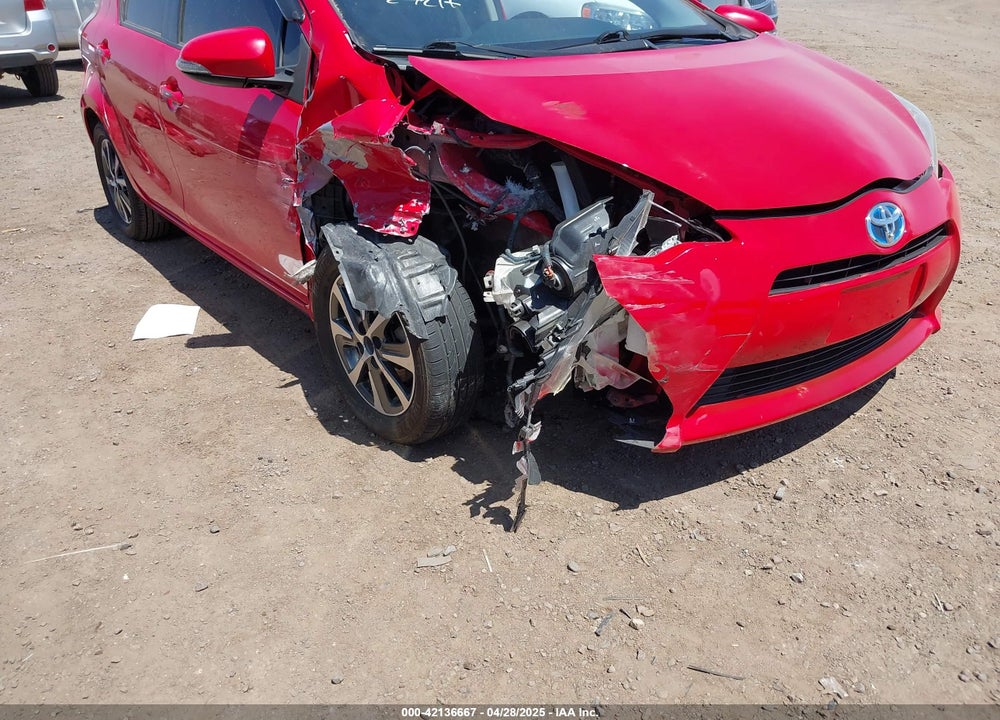 2013 TOYOTA PRIUS C VIN: JTDKDTB3XD1533205