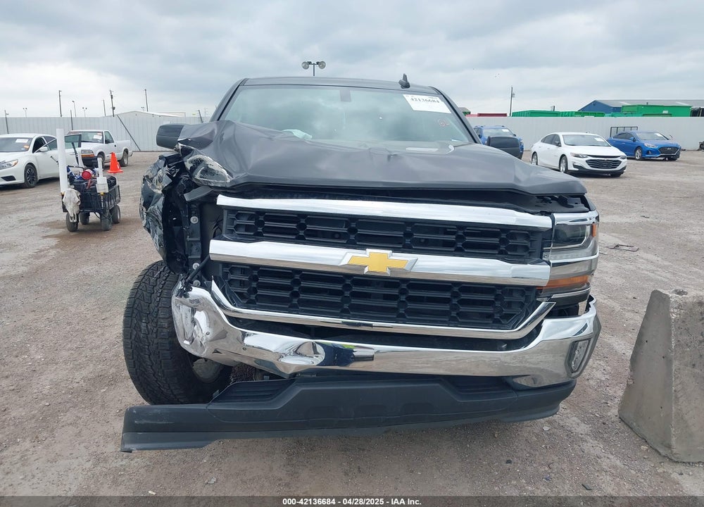 2018 CHEVROLET SILVERADO 1500 VIN: 1GCRCREC3JZ352900