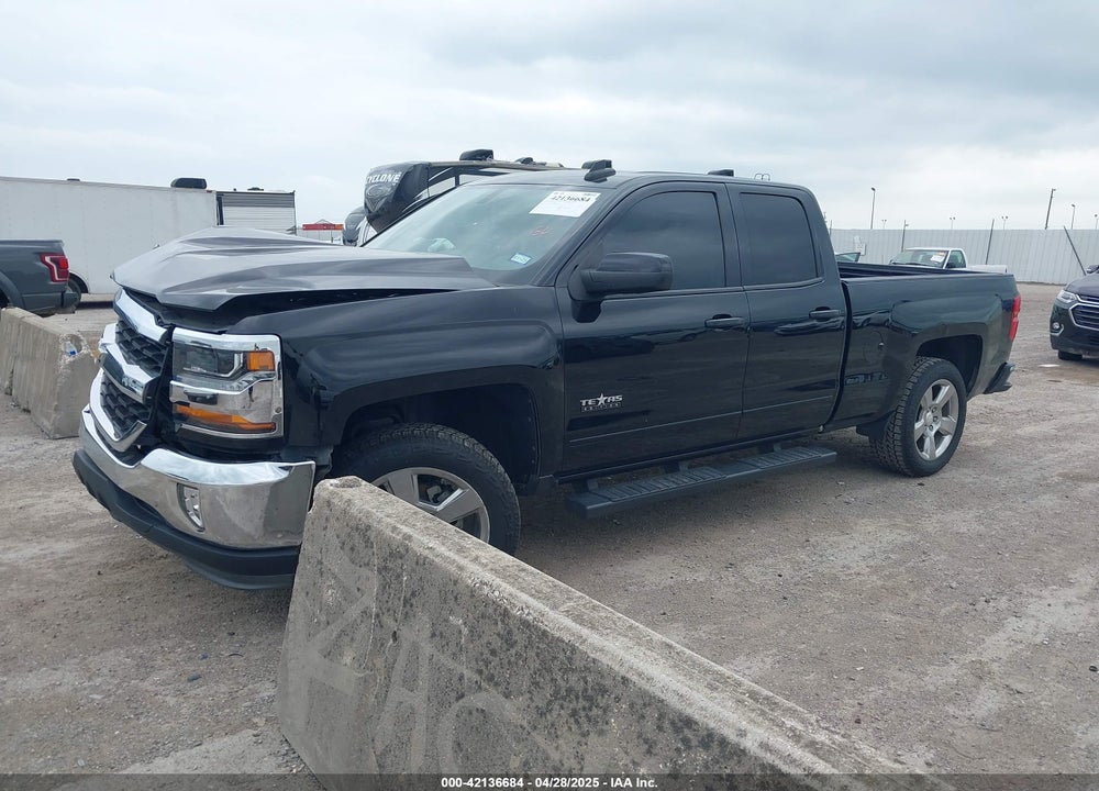 2018 CHEVROLET SILVERADO 1500 VIN: 1GCRCREC3JZ352900