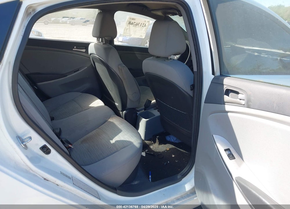 2015 HYUNDAI ACCENT VIN: KMHCT4AE1FU827413