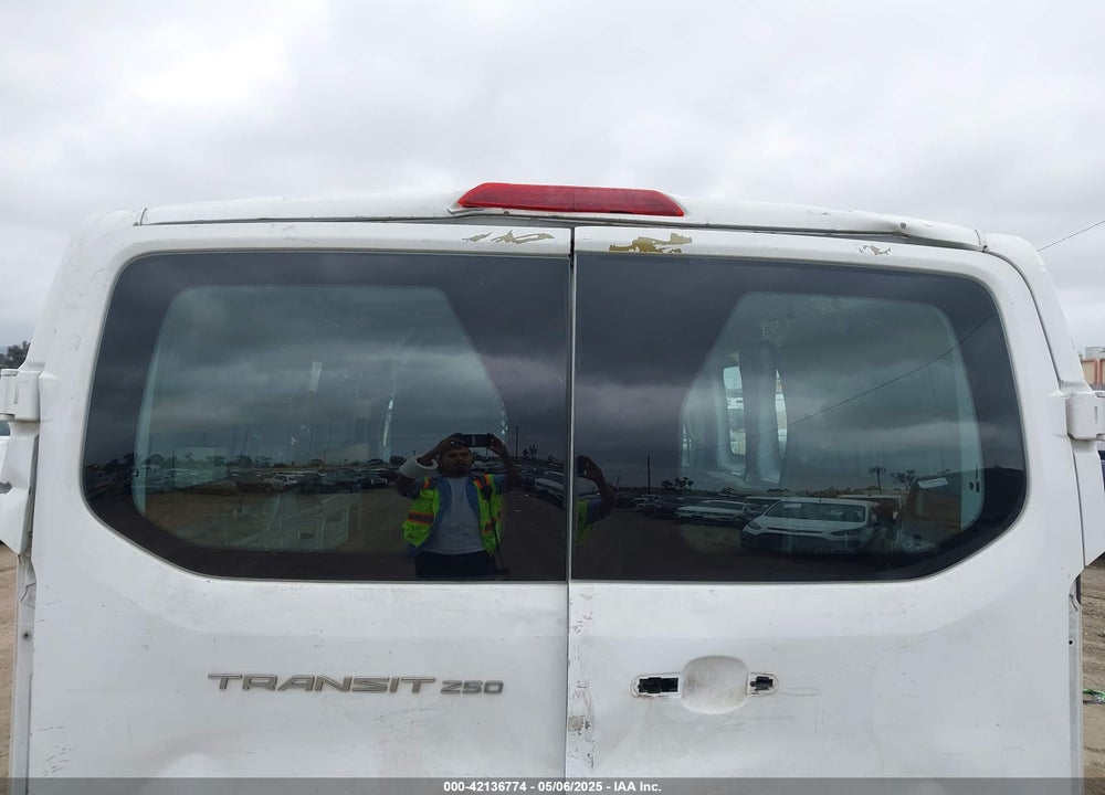 2019 FORD TRANSIT-250 VIN: 1FTYR1ZM0KKA86342