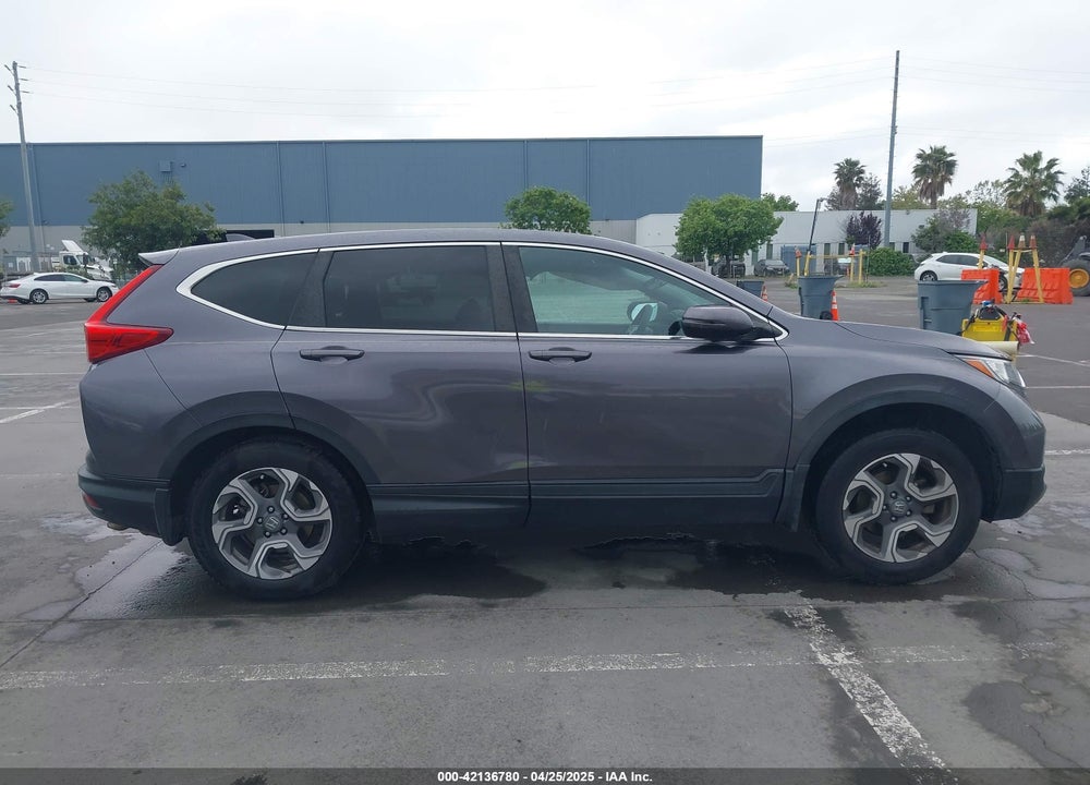 2018 HONDA CR-V VIN: 7FARW2H58JE084349