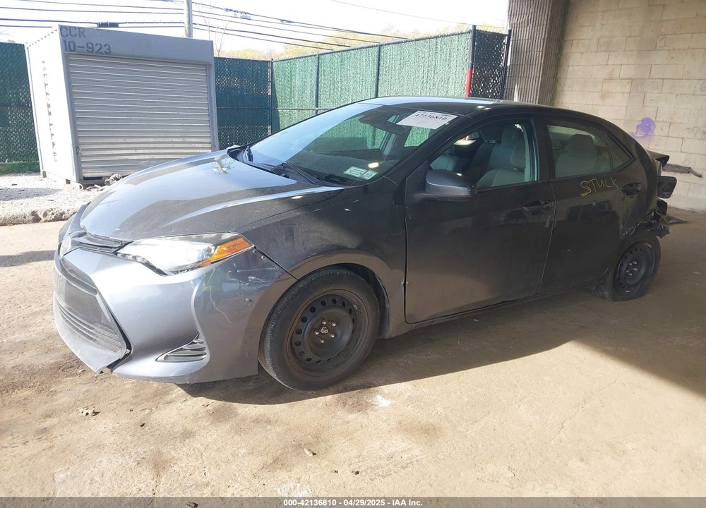 2019 TOYOTA COROLLA LE VIN: 2T1BURHE3KC143616