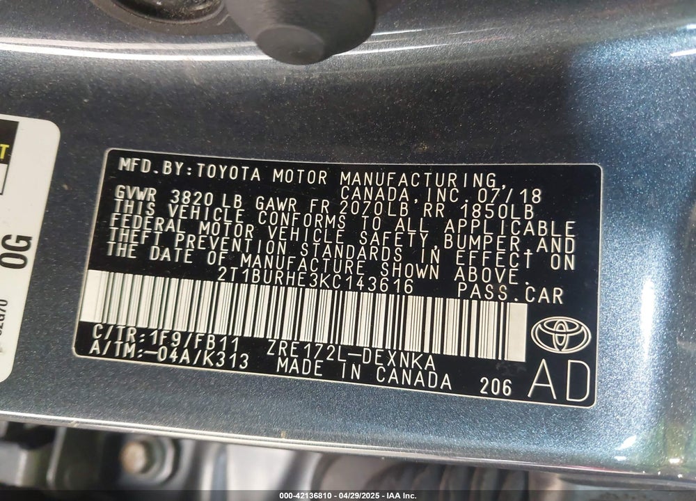 2019 TOYOTA COROLLA LE VIN: 2T1BURHE3KC143616