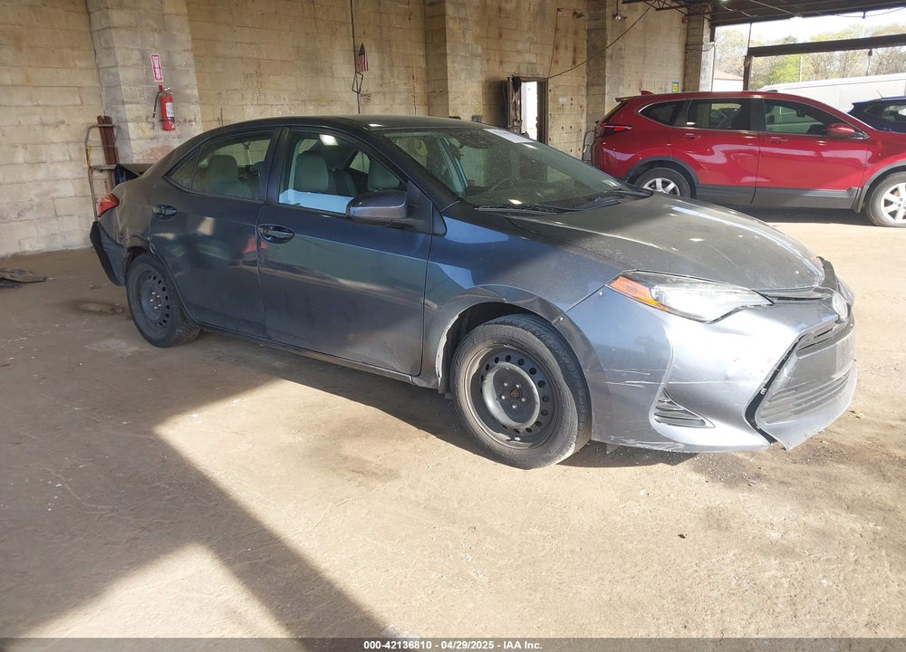 2019 TOYOTA COROLLA LE VIN: 2T1BURHE3KC143616