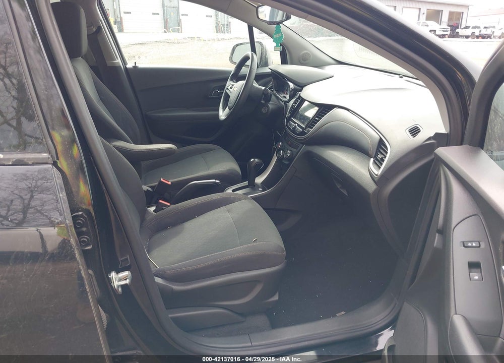 2019 CHEVROLET TRAX LS VIN: 3GNCJKSB7KL287810