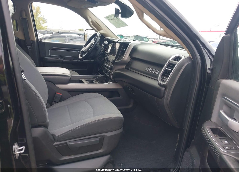 2019 RAM 2500 BIG HORN 4X4 6'4 BOX VIN: 3C6UR5ML4KG635799
