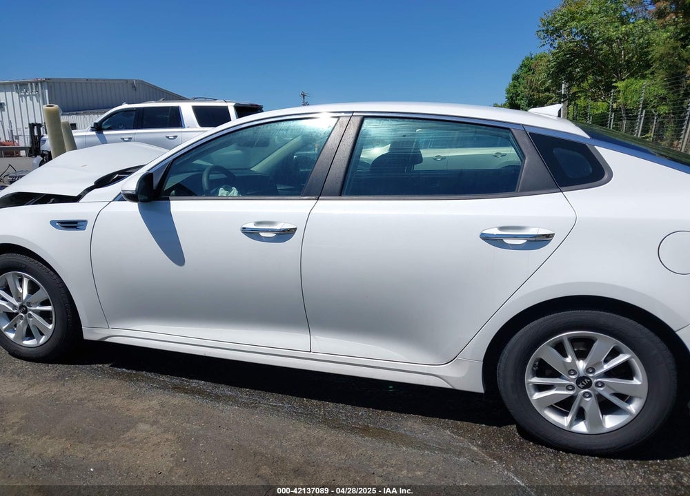 2018 KIA OPTIMA LX VIN: 5XXGT4L32JG193464