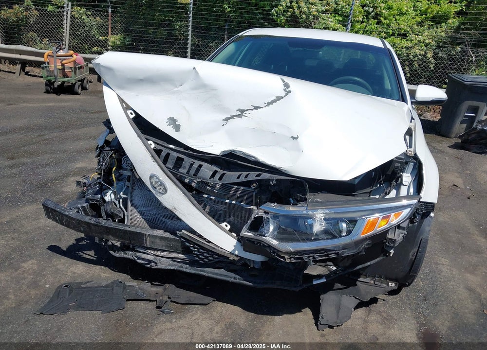 2018 KIA OPTIMA LX VIN: 5XXGT4L32JG193464