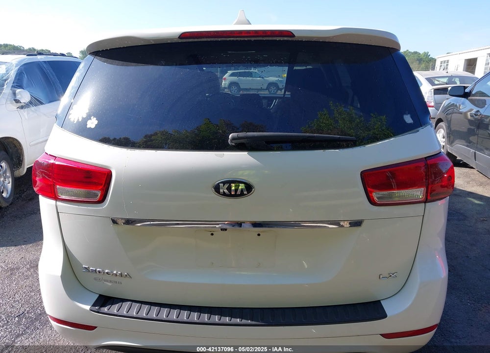 2017 KIA SEDONA LX VIN: KNDMB5C10H6245676