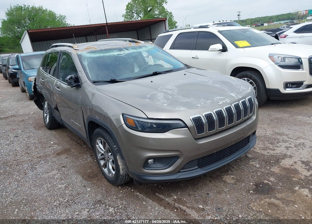 2019 JEEP CHEROKEE LATITUDE PLUS FWD VIN: 1C4PJLLB3KD243047