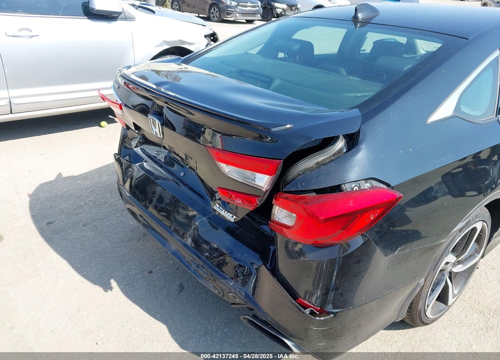 2021 HONDA ACCORD VIN: 1HGCV1F42MA043156