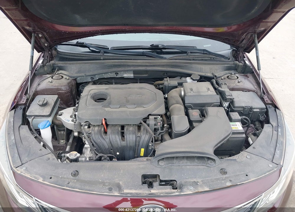 2020 KIA OPTIMA VIN: 5XXGT4L37LG402118