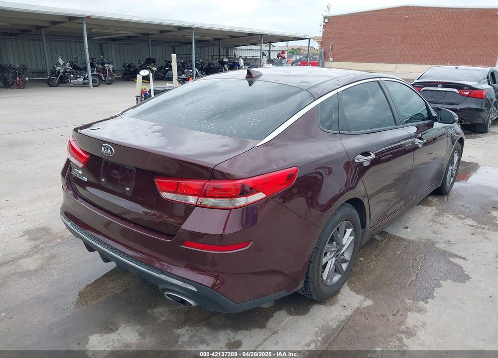 2020 KIA OPTIMA VIN: 5XXGT4L37LG402118