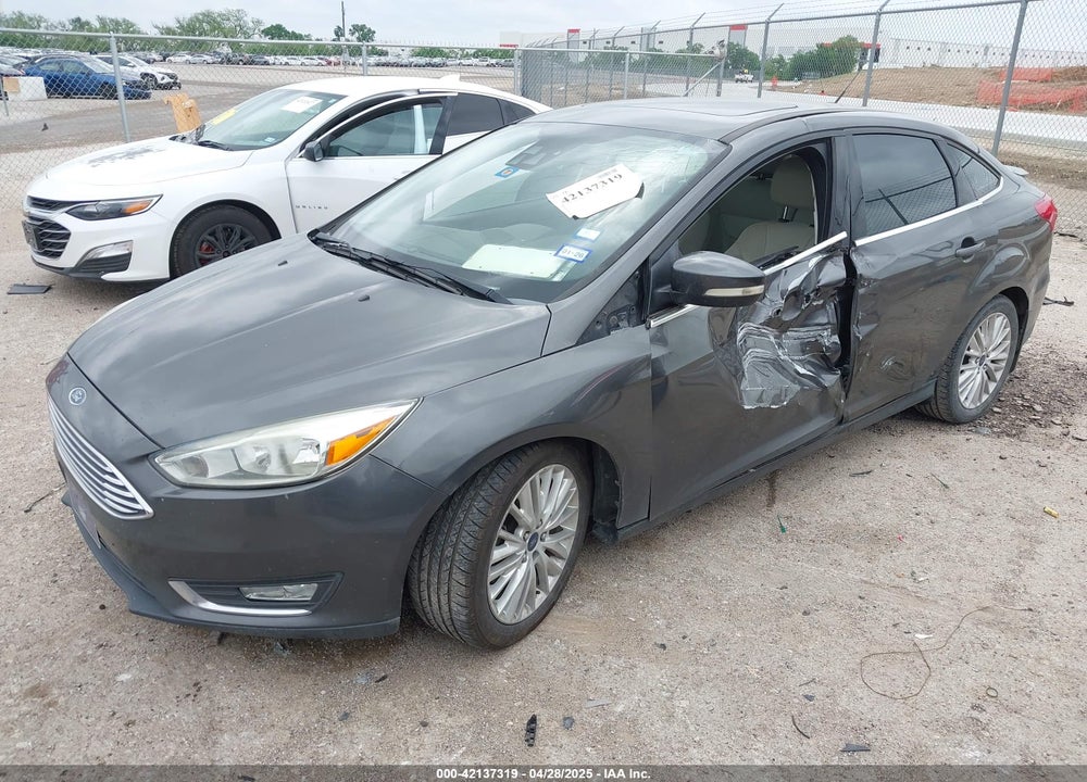 2016 FORD FOCUS VIN: 1FADP3J21GL260145