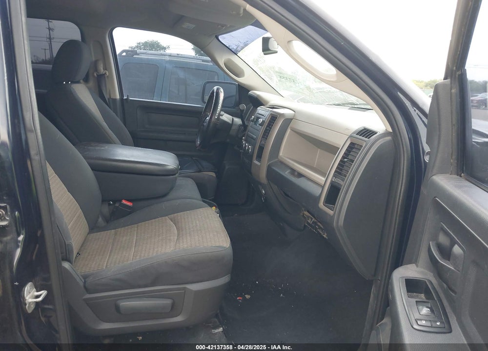 2012 RAM 1500 ST VIN: 1C6RD7KT4CS239319