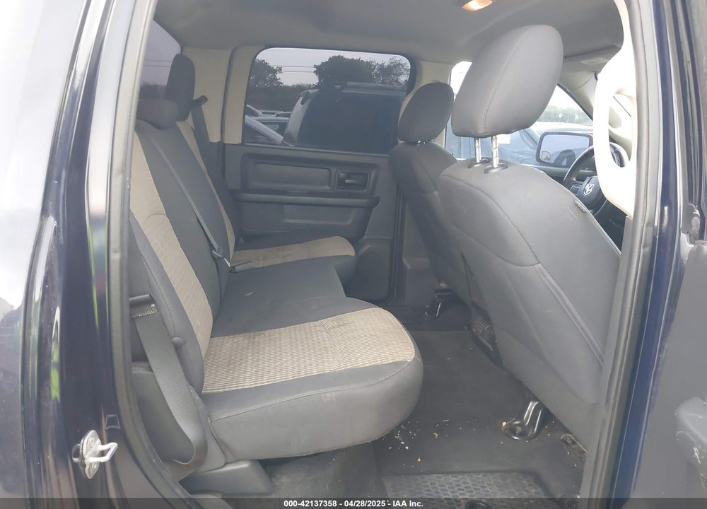 2012 RAM 1500 ST VIN: 1C6RD7KT4CS239319