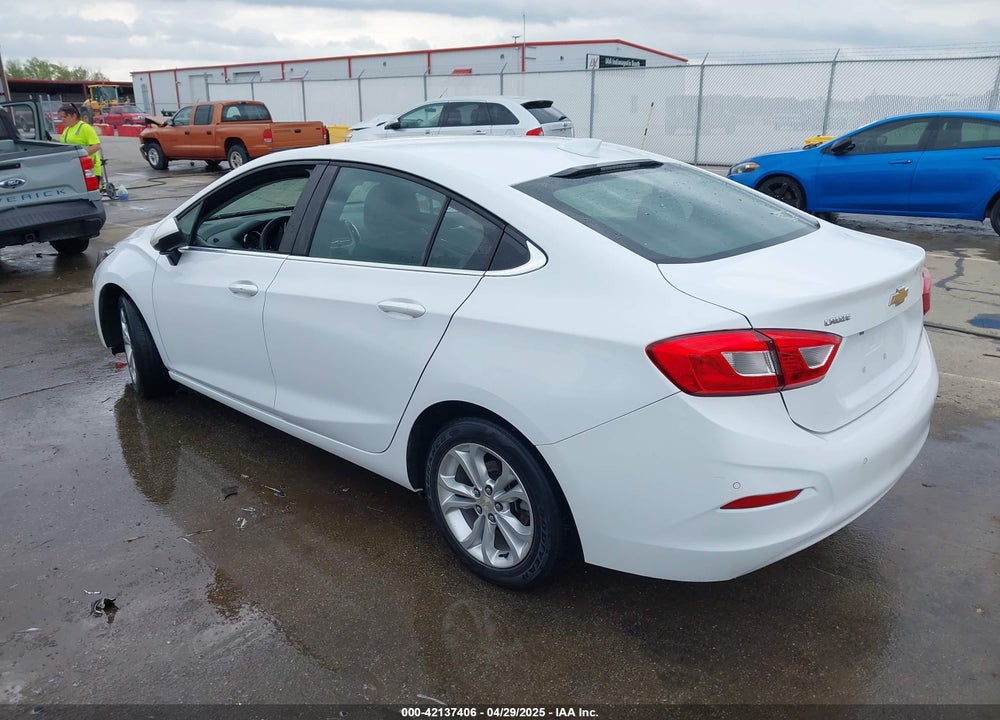 2019 CHEVROLET CRUZE VIN: 1G1BE5SMXK7118146