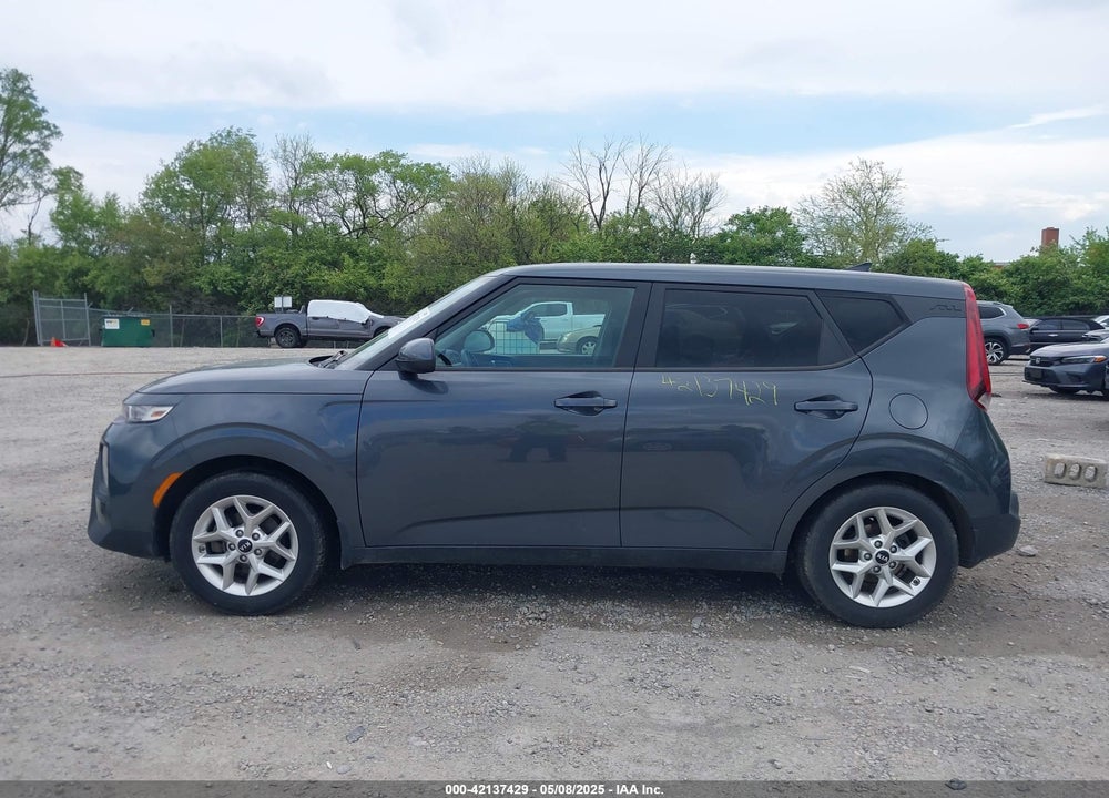 2021 KIA SOUL VIN: KNDJ23AU6M7773554