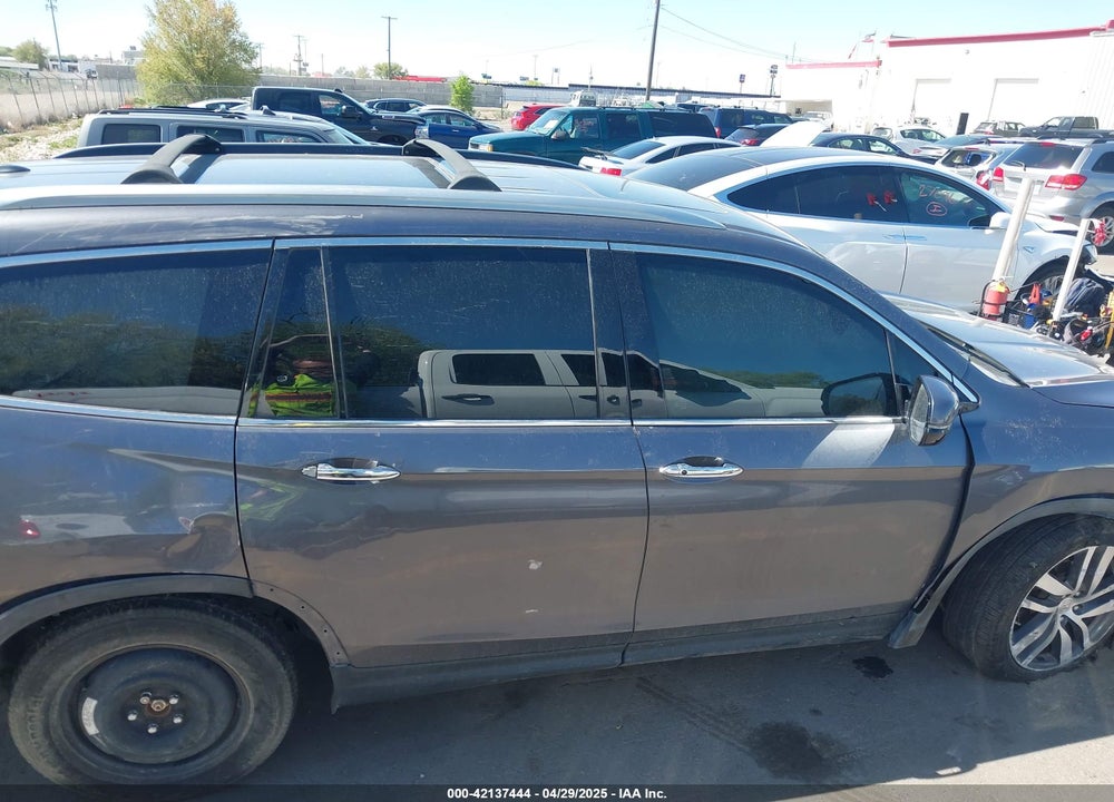 2018 HONDA PILOT ELITE VIN: 5FNYF6H09JB049628