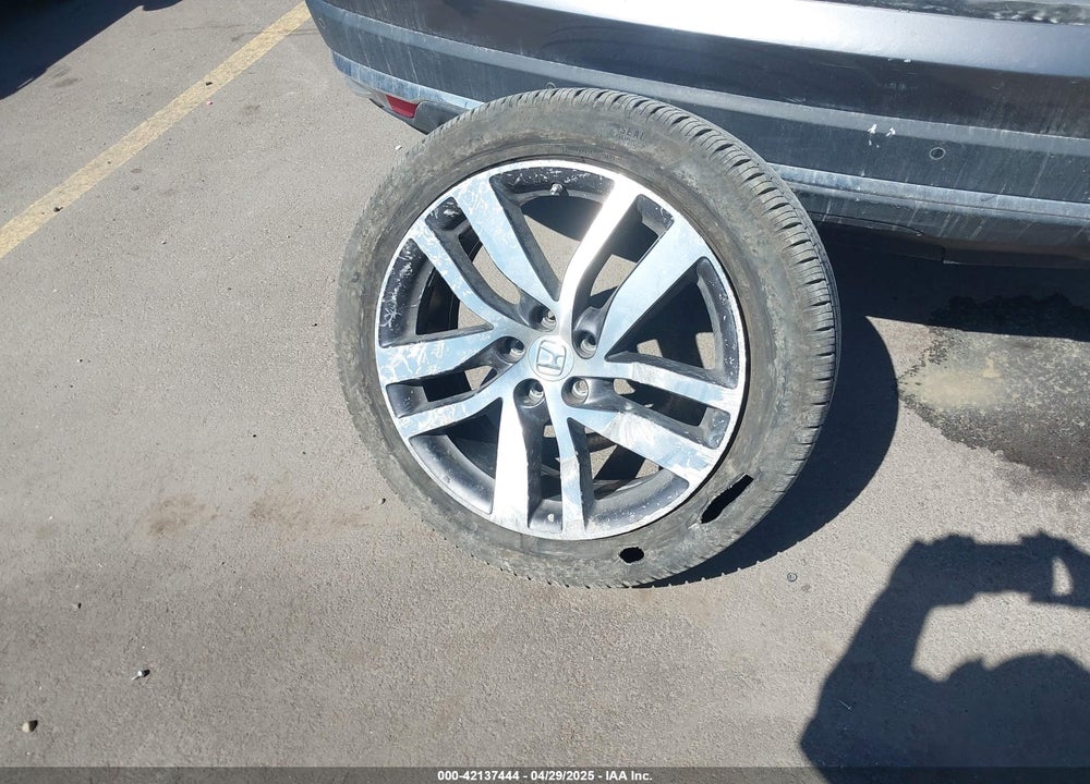 2018 HONDA PILOT ELITE VIN: 5FNYF6H09JB049628