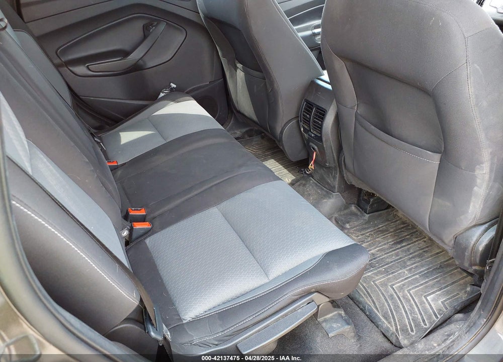 2018 FORD ESCAPE SE VIN: 1FMCU0GD9JUD19235