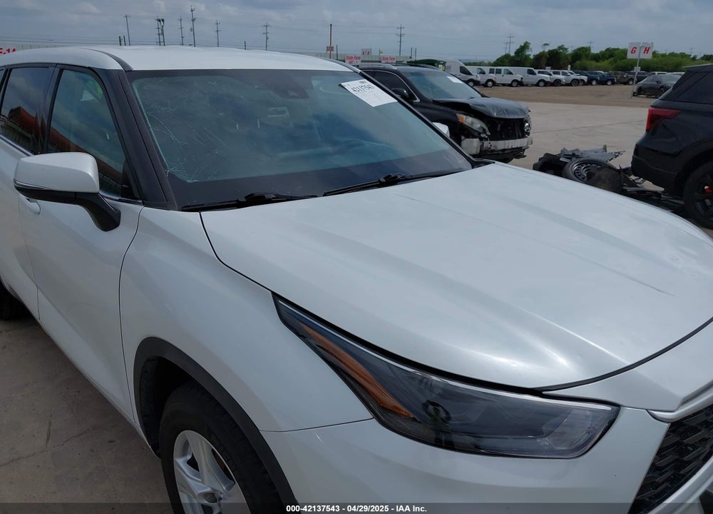 2022 TOYOTA HIGHLANDER VIN: 5TDZZRAH4NS090313