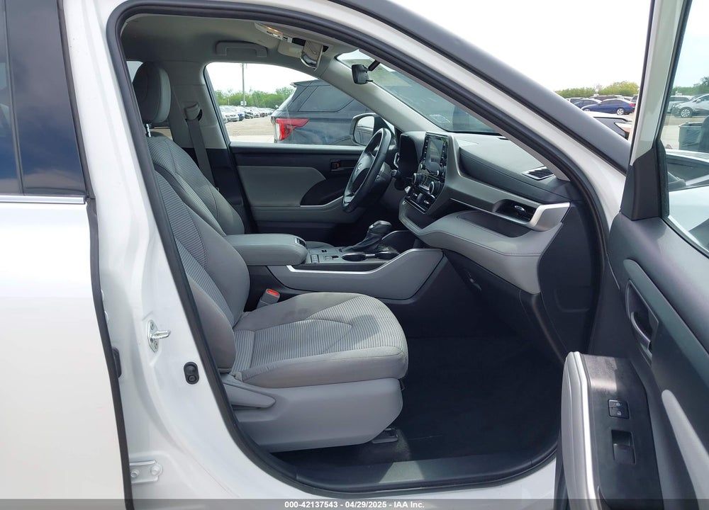 2022 TOYOTA HIGHLANDER VIN: 5TDZZRAH4NS090313