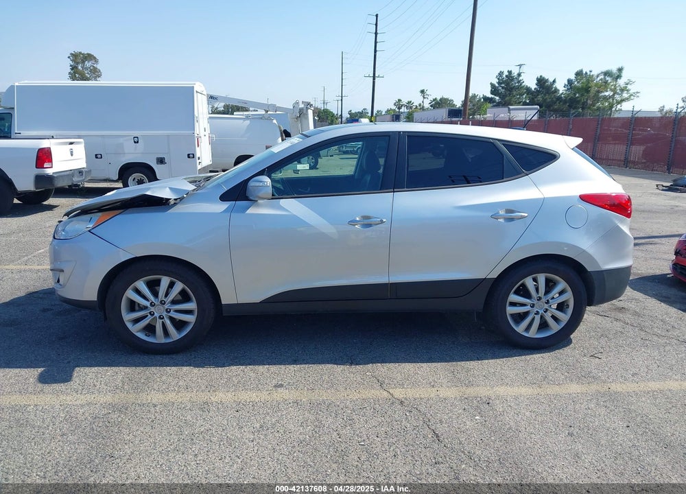 2012 HYUNDAI TUCSON VIN: KM8JU3AC6CU462350