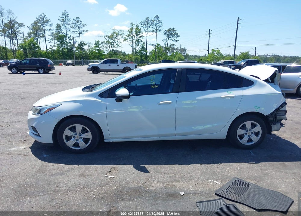 2017 CHEVROLET CRUZE VIN: 1G1BC5SM2H7150586