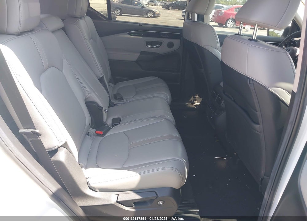 2024 HONDA PILOT VIN: 5FNYG2H72RB016937