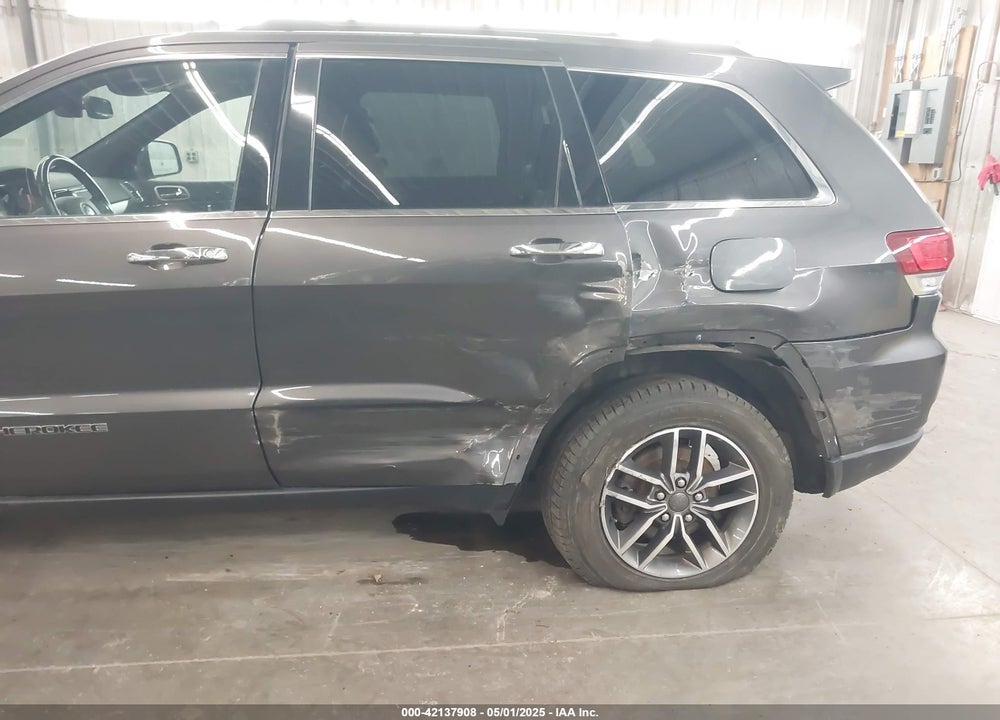 2020 JEEP GRAND CHEROKEE VIN: 1C4RJFBG0LC160058